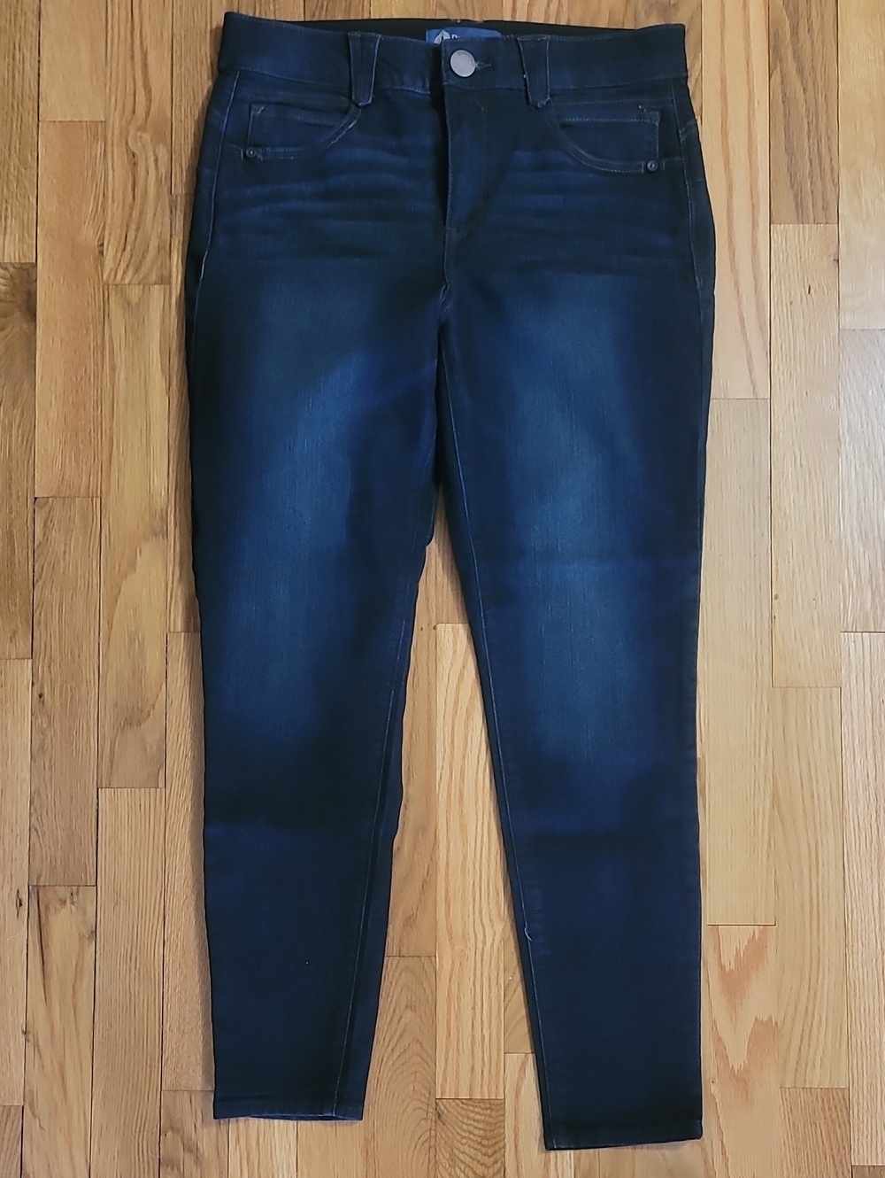 Democracy Short Skinny Jeans - Dark Blue Wash